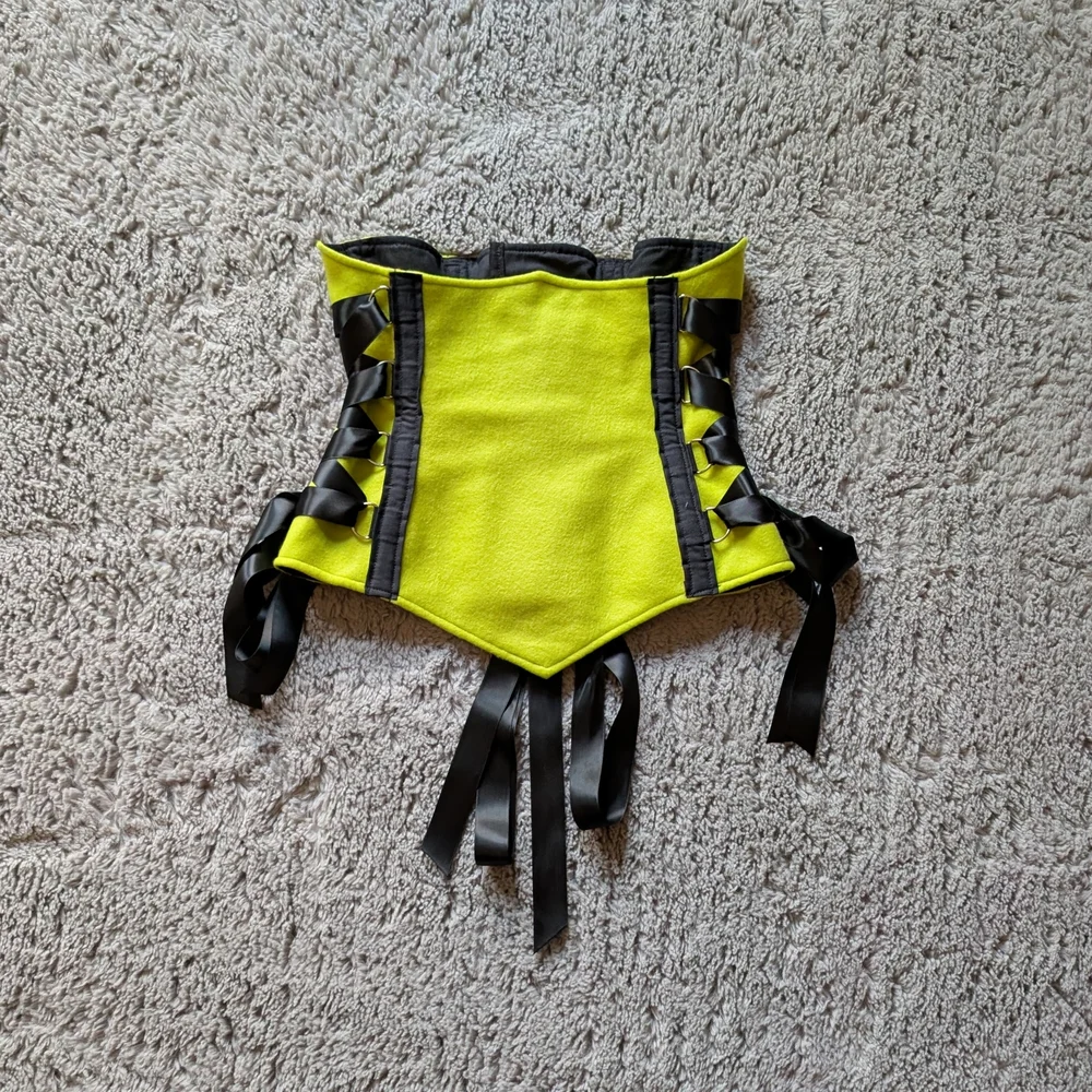 Gir Cosplay Corset Set - Picture 5 of 9